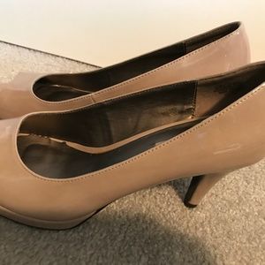 Bandolino Open Toe Heels